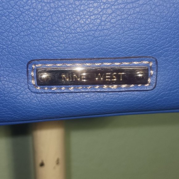 Blue Nine West Crossbody Purse - Picture 3 of 11